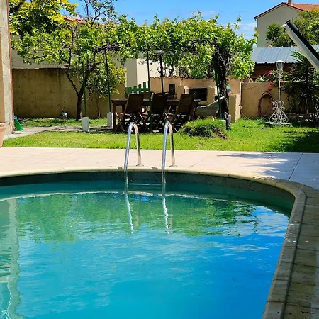 Piscine Et Jardin Privatifs Pres De La *